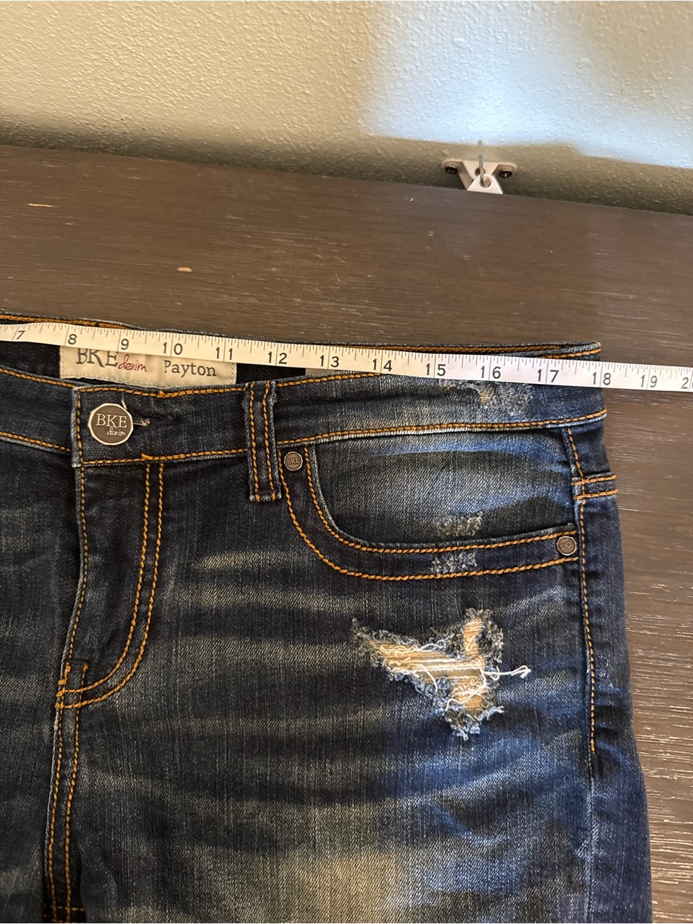 BKE Payton Dark Blue Distressed Denim Raw Hem Shorts Women Size 32 - Picture 9 of 9